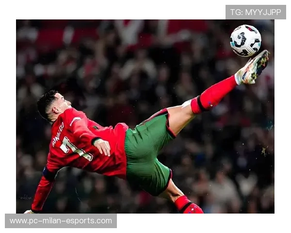 三次被足球击中并逆袭的球星传奇故事